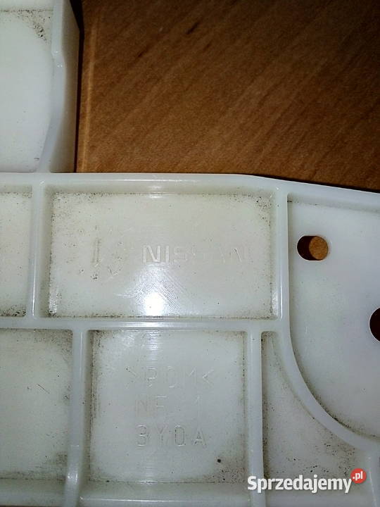 Nissan leaf Ślizg zderzaka lampy oryginał Dąbrówka
