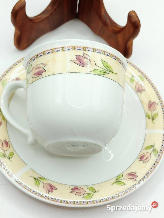 Filiżanka ze spodkiem porcelana pastelowe lubelskie Zamość