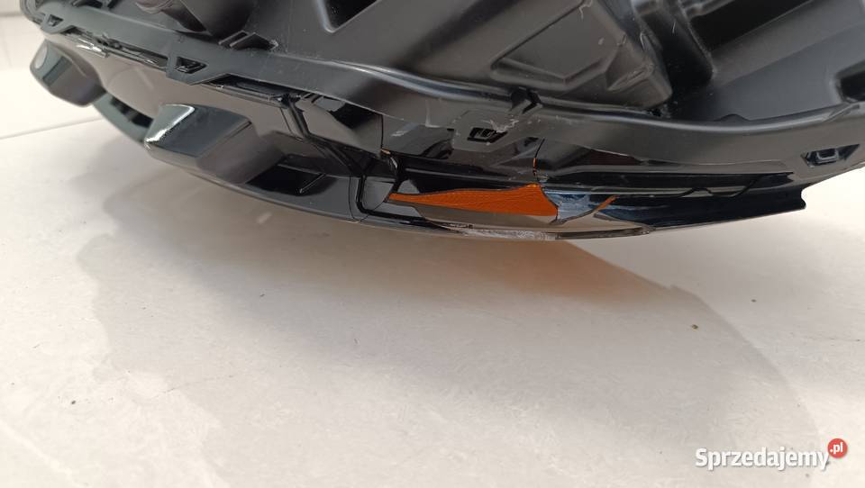 Ford Ecosport 2018 lampa prawy przód USA Lampy przednie kujawsko-pomorskie Grudziądz