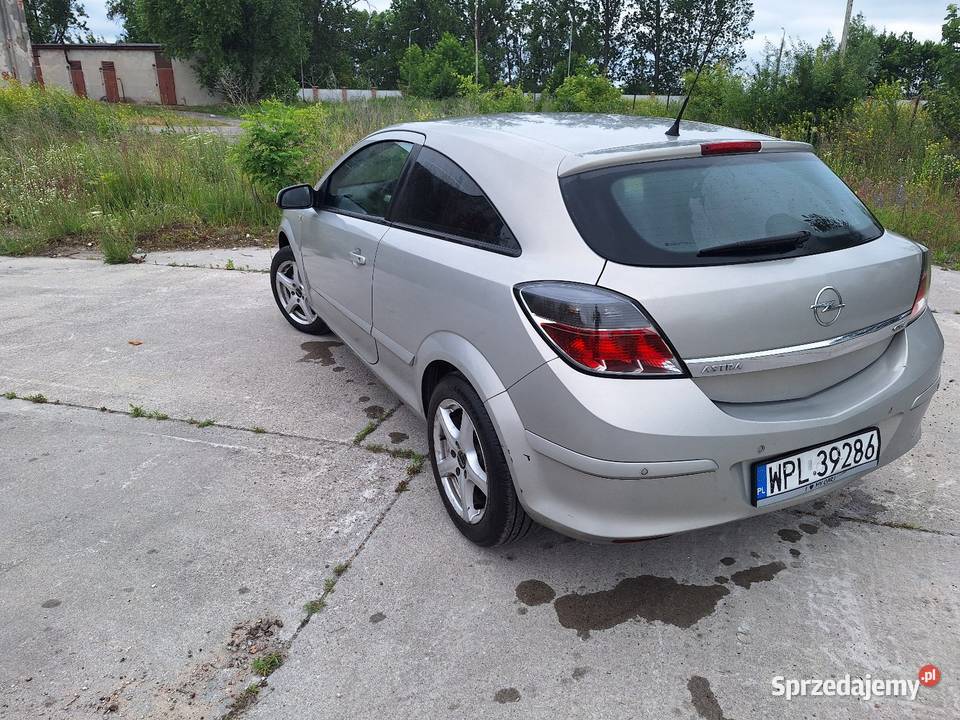 Opel Astra H GTC 14 90 LPG Klima Czujniki 2008r złoty