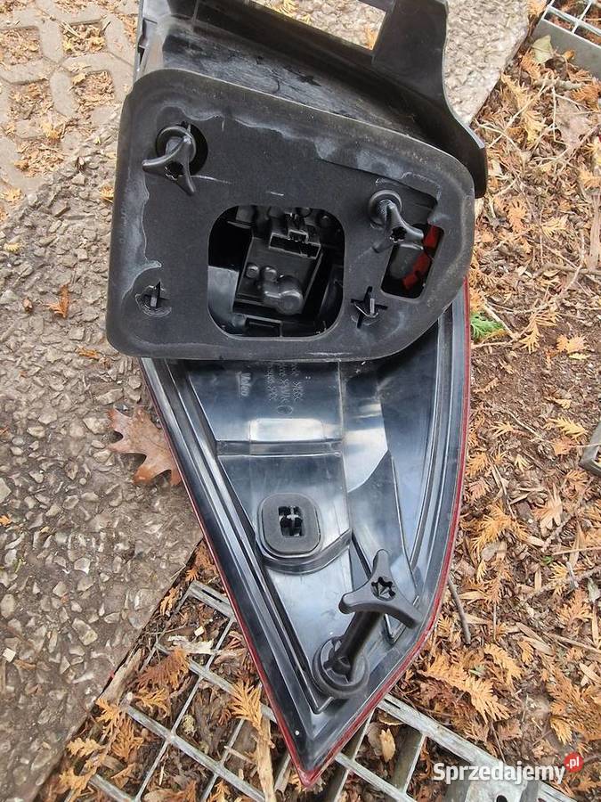 Lampa lewa renaut laguna 3 kombi lift Valeo osobowe Siedlce