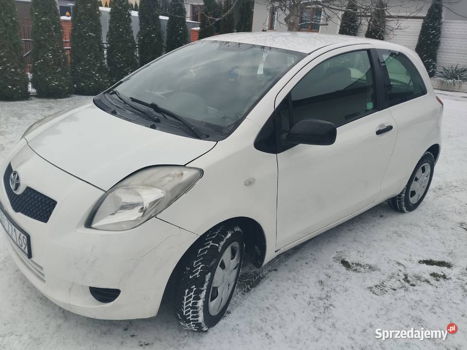 Toyota Yaris 10 B 2006r