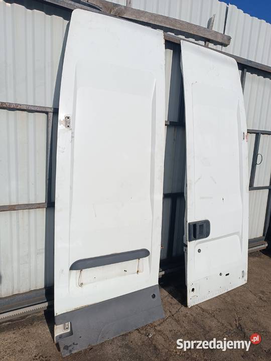DRZWI PRAWE LEWE TYŁ TYLNE IVECO DAILY 0614r 2X