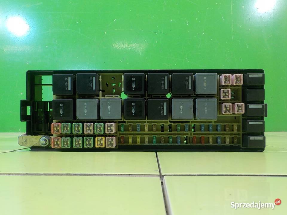 RANGE ROVER SPORT I LIFT 36 TDV8 10r skrzynka Skrzynki bezpieczników Suków