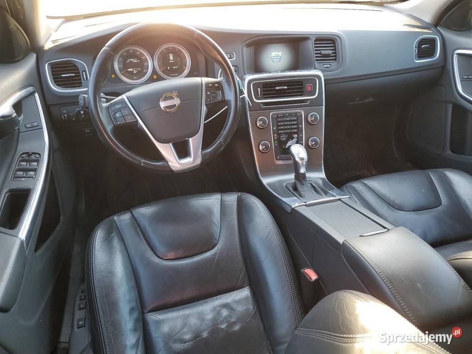 Volvo s 60 2012 prżód kompletny osobowe Zestawy części blacharskich