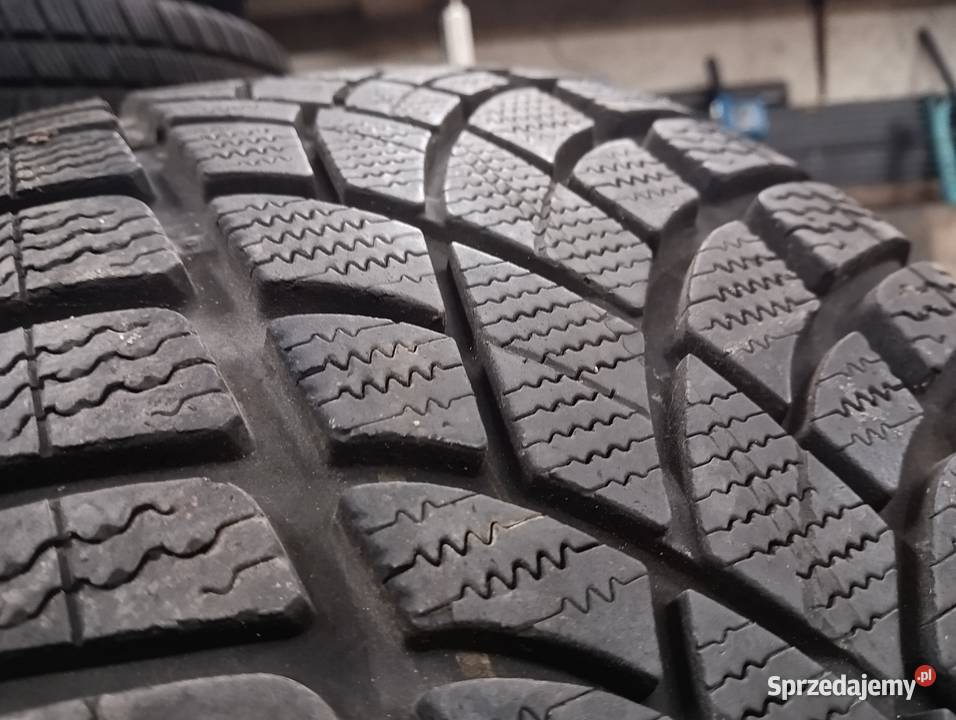 225 55 17 zima 2 7mm 225 dolnośląskie Dzierzków sprzedam