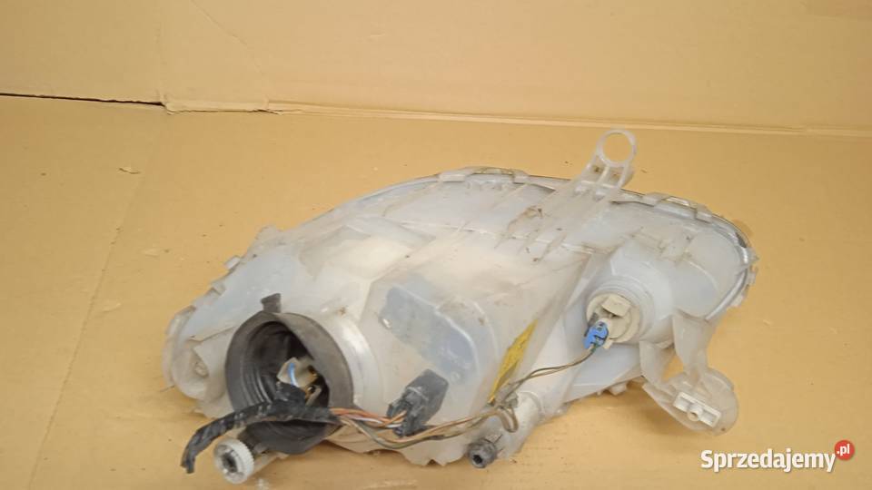 SMART FORTWO 450 LAMPA PRZÓD PRAWA EU Zbierkowo