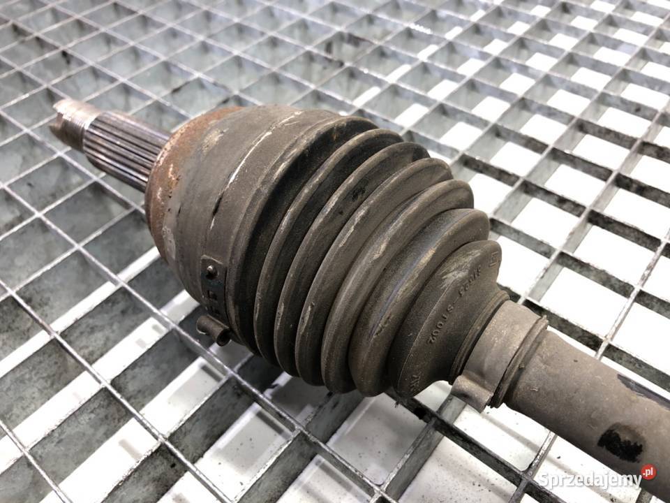 PÓŁOŚ LEWY PRZÓD HYUNDAI ELANTRA VII 49500AA000 osobowe podkarpackie