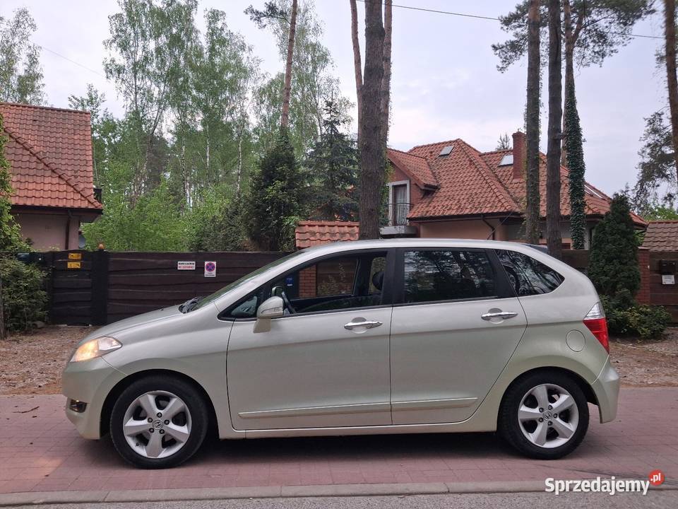 Honda HRV 6 OSOB 20 V TEC 255000km Warszawa
