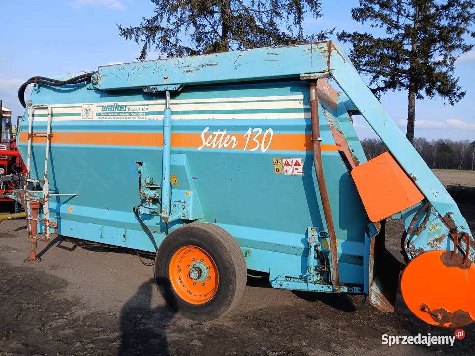 Paszowóz pionowy samozaładowczy Setter 13 m3 Ryki