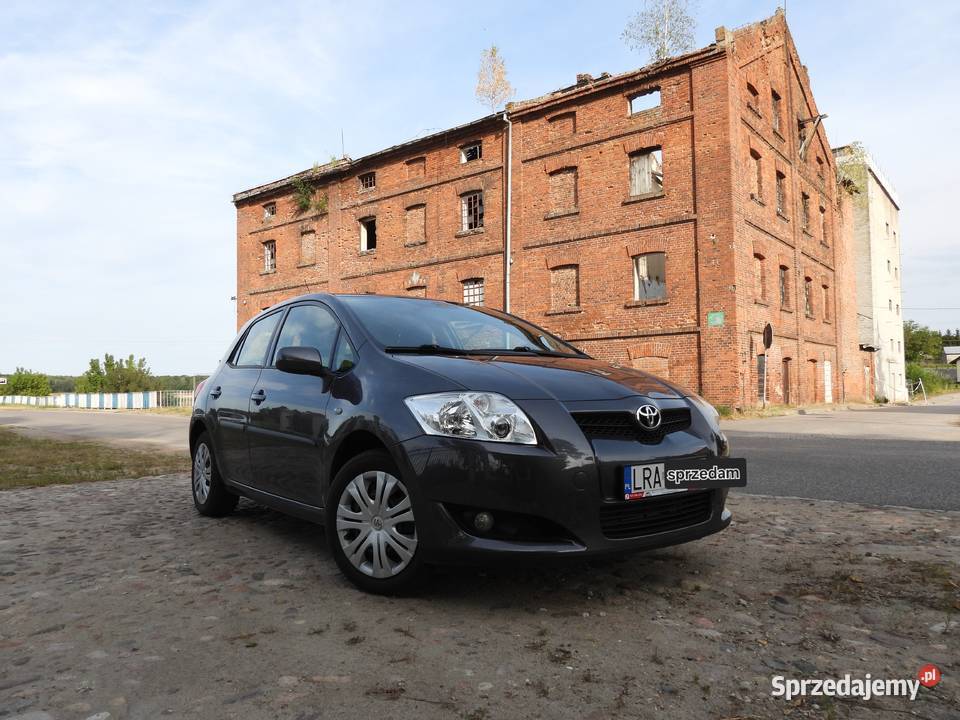 TOYOTA Auris 16 benzyna lubelskie sprzedam