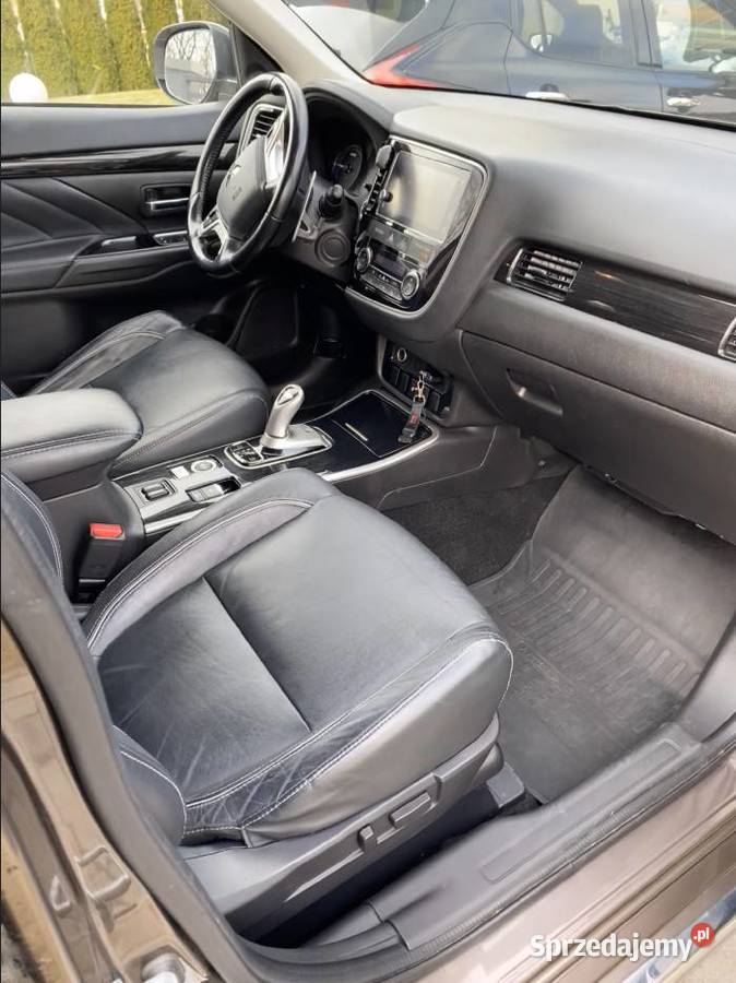 Mitsubishi Outlander III 20 PHEV Sędziszów Małopolski