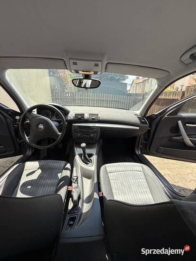 BMW 116i zadbany klima hak lekkie uszkodzenie ASR (kontrola trakcji)