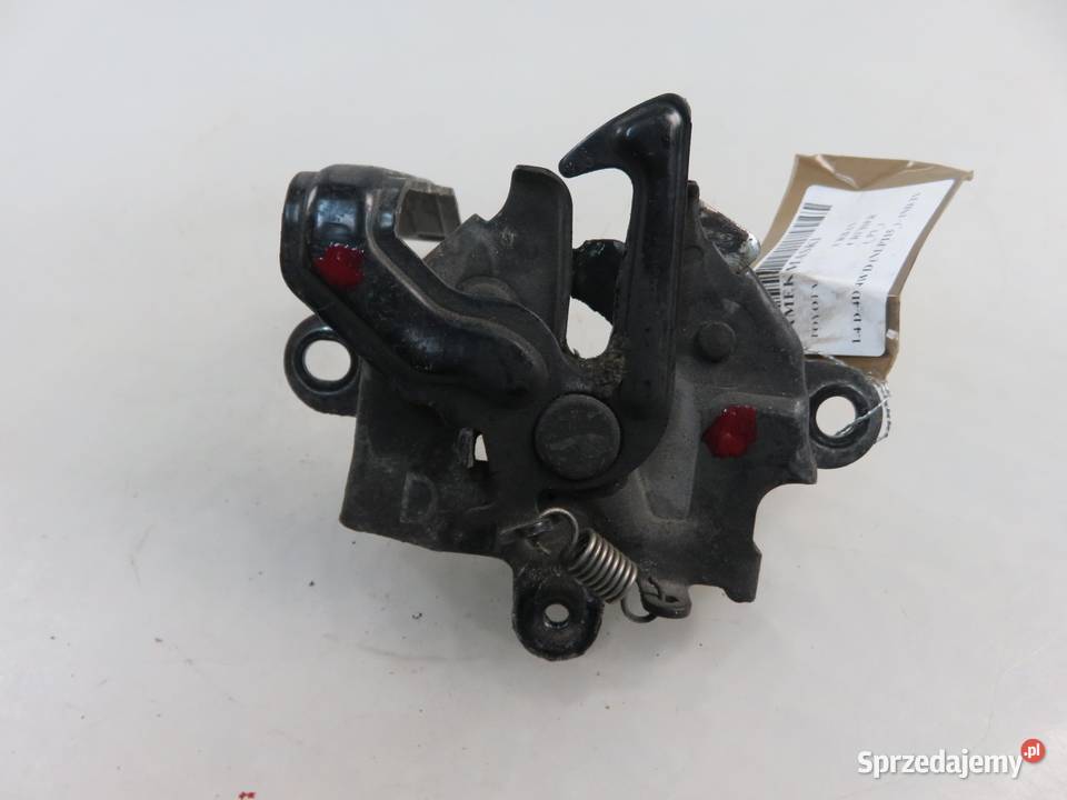 ZAMEK MASKI TOYOTA URBAN CRUISER P1 Karoseria małopolskie