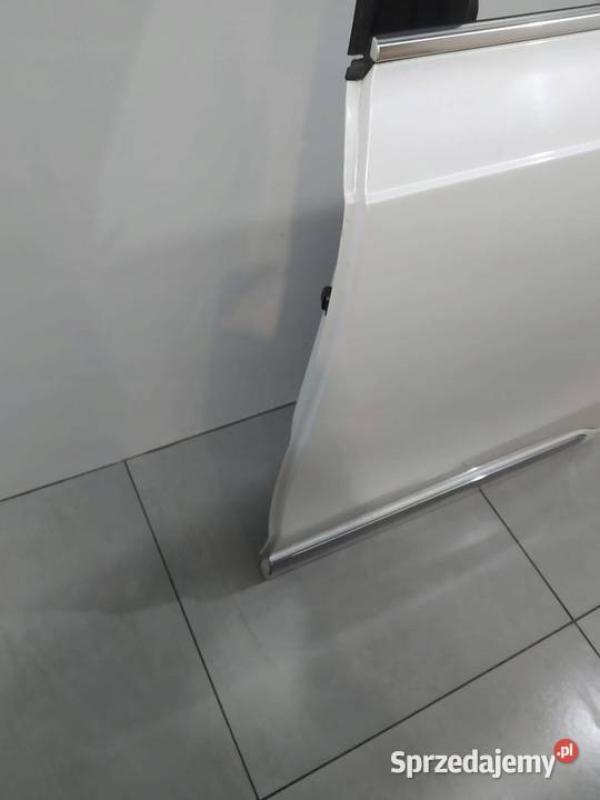 DRZWI LEWE TYŁ 70746 Volvo XC 90 II 2015 sprzedam