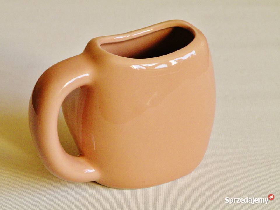 Kubek ceramiczny z biustem 04 l Bydgoszcz