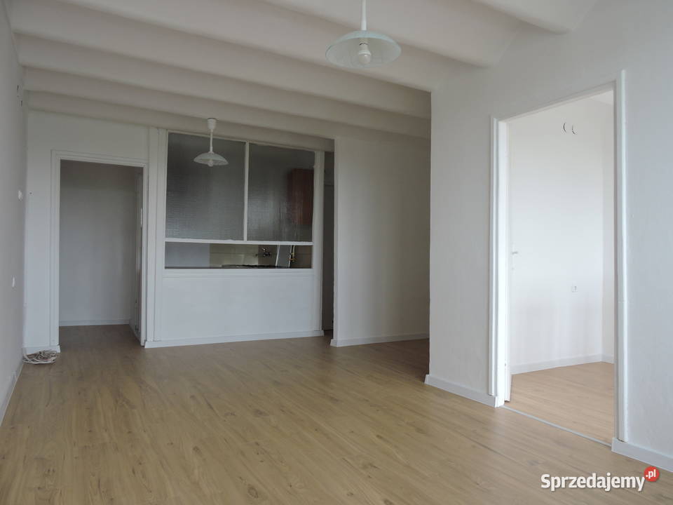 2pok 42met Sky Tower BALKONPIWNICAWINDA Wrocław