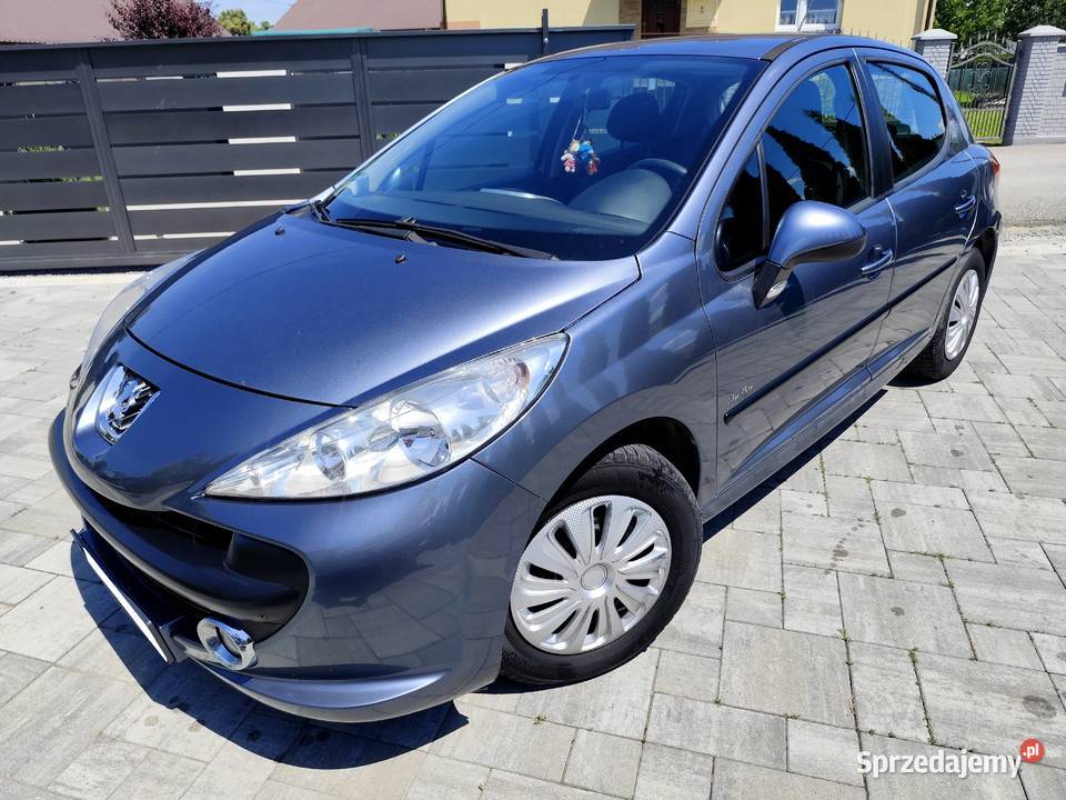 Peugot 207 14 Benzyna 2007 Klima Elektryka Rok produkcji 2007 Jasło