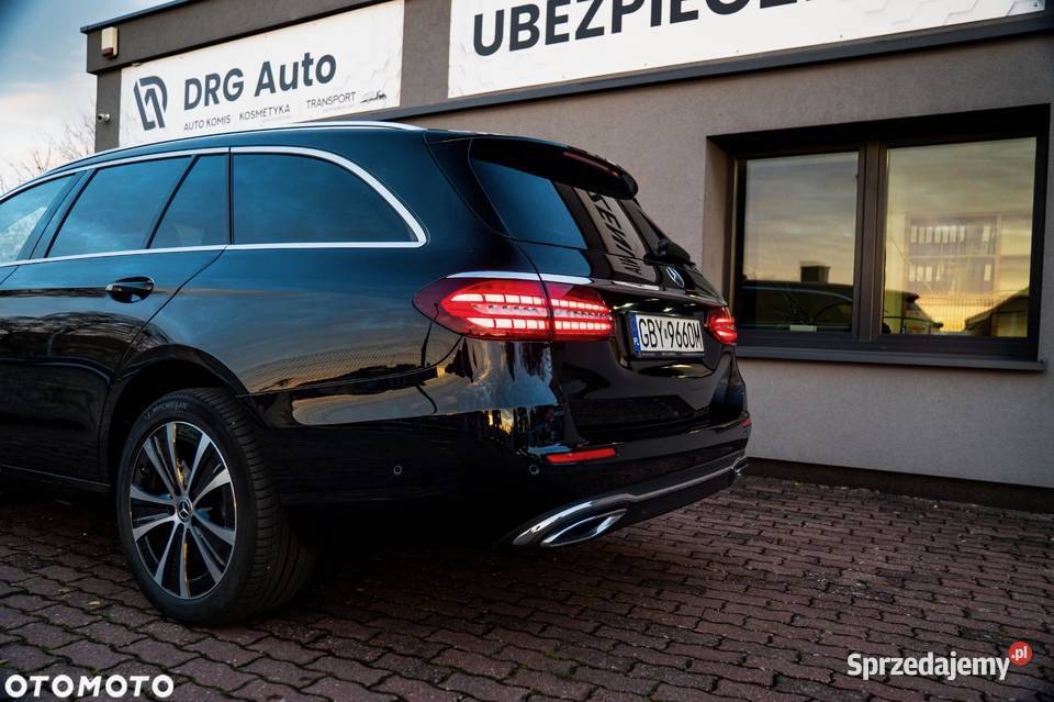 MercedesBenz Klasa E 300 AMGAvantgarde Rok produkcji 2020 pomorskie Miastko