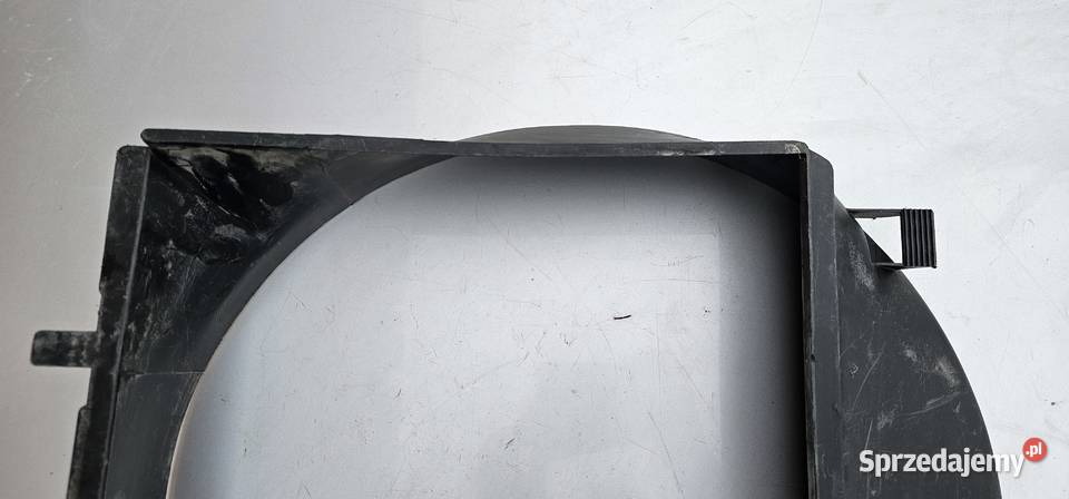 Osłona wentylatora mercedes w202 2025051455 Rok produkcji 1993 Zbąszyń