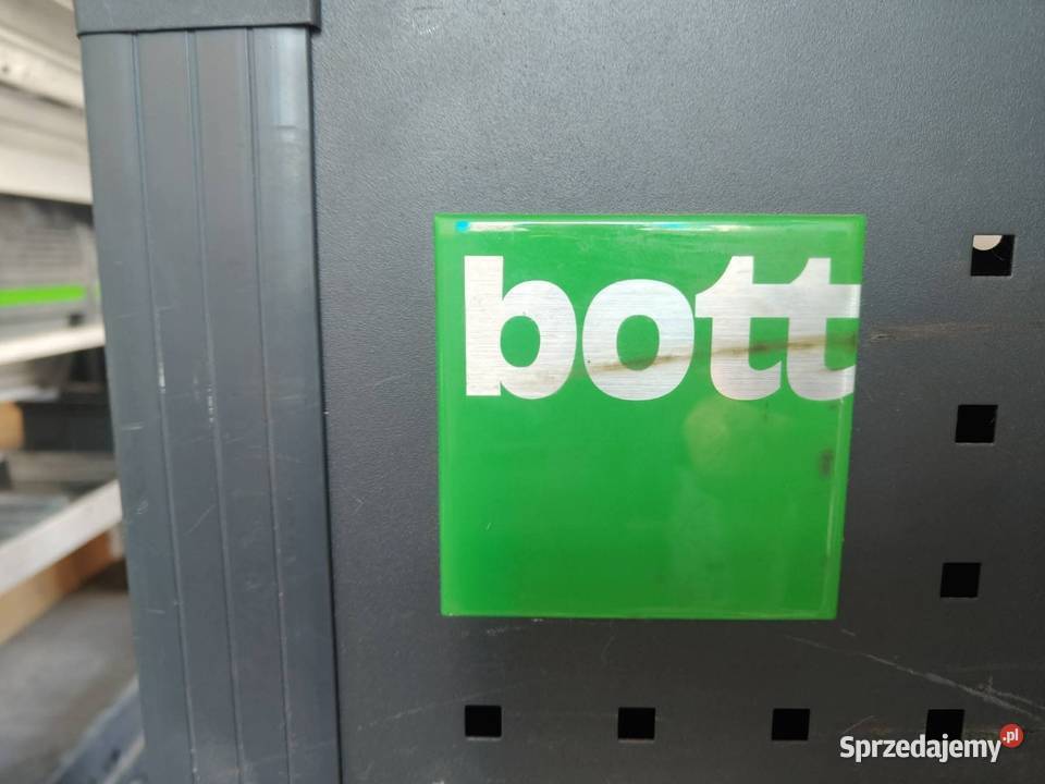 Bott regał zabudowa warsztatowa do busa