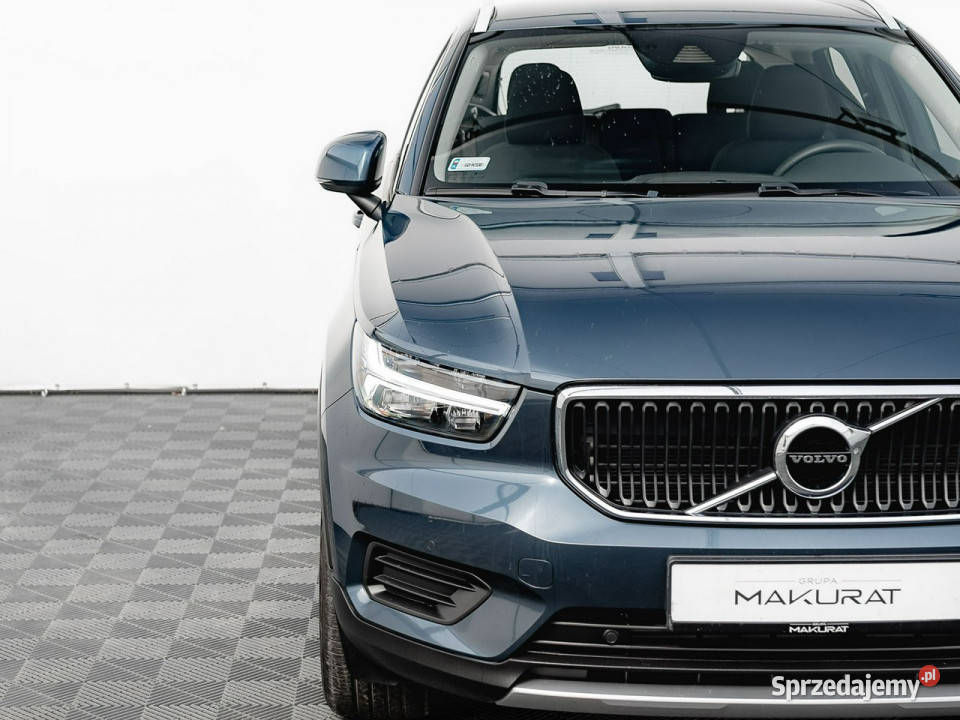 Volvo XC 40 GD9C830T3 Momentum Pro Podgrzf I światła LED Gdańsk