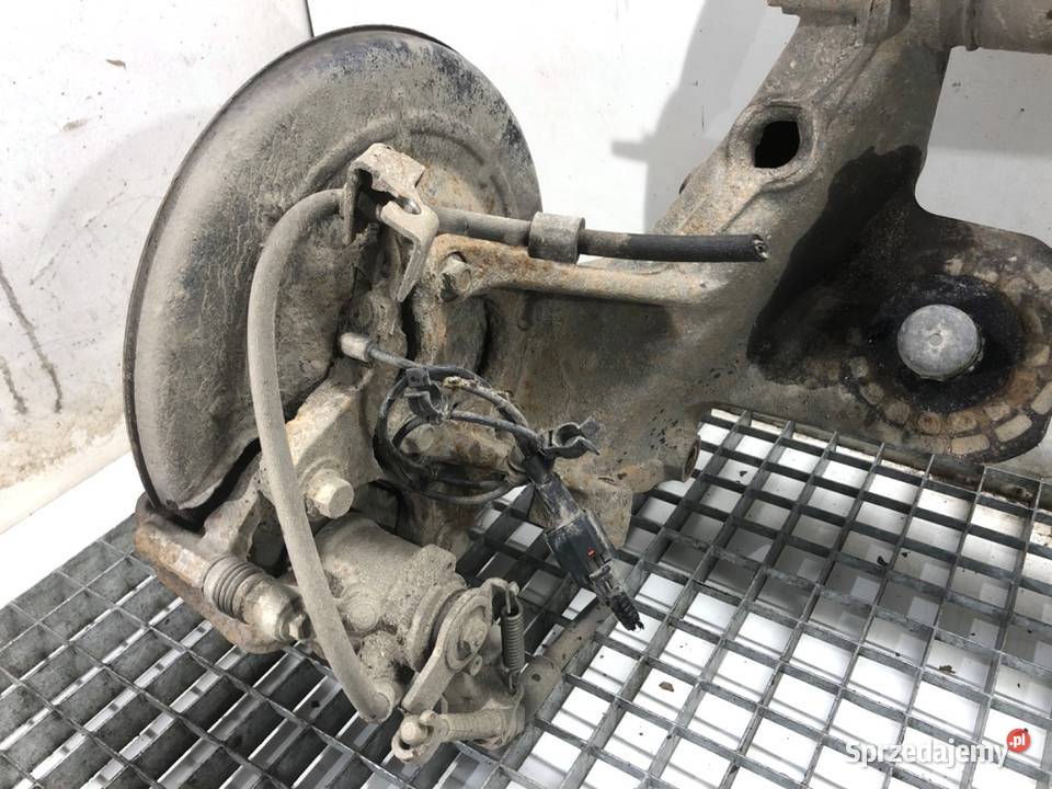 BELKA TYŁ OPEL ZAFIRA C Minivan TYLNA