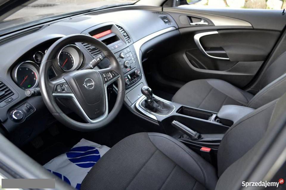 Sprzedam Opel Insignia czarny Miechucino