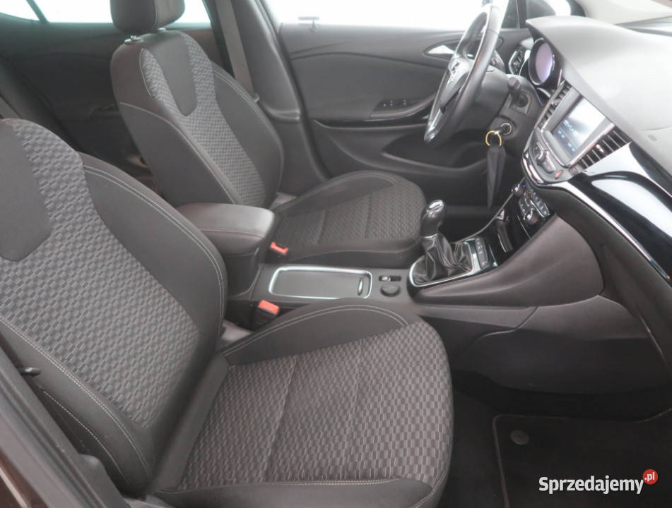 Opel Astra 14 T Samochody osobowe Bielany Wrocławskie