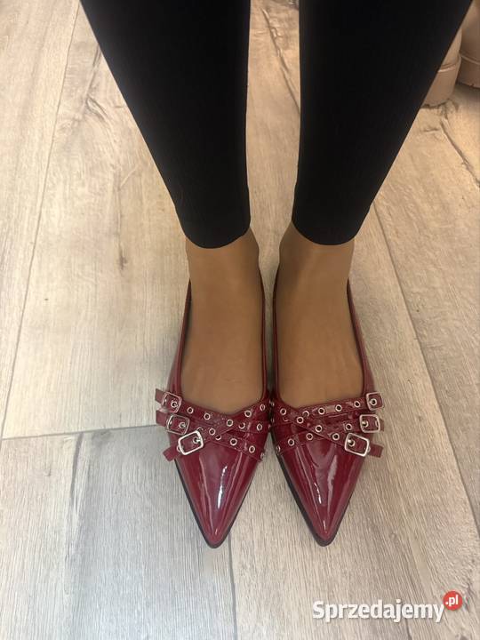 40 Bordowe czerwone baleriny wieczorowe z sprzedam