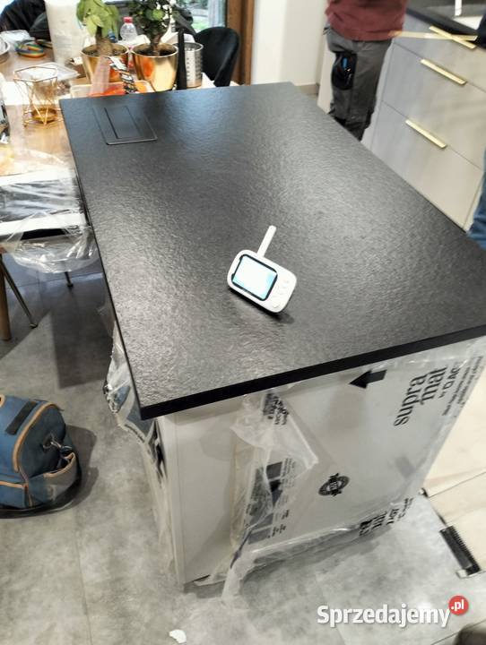 Blaty łazienkowe kwarcyt Granit Poznań sprzedam