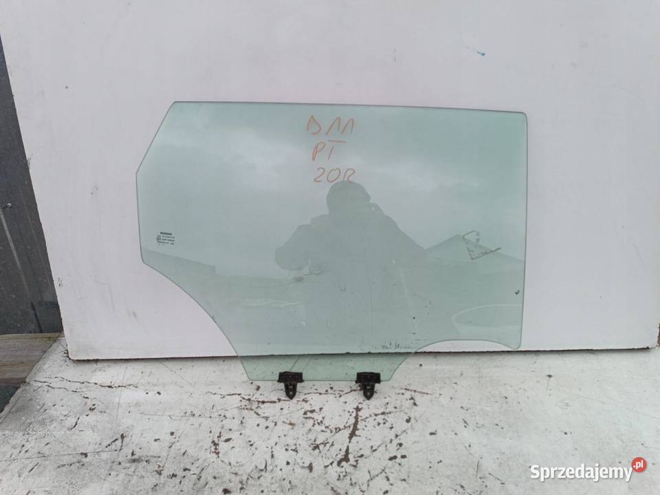 SZYBA DRZWI PRAWY TYŁ NISSAN QASHQAI J11 20R osobowe Szyby