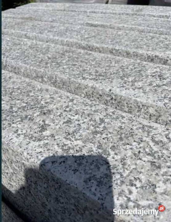 KRAWĘŻNIK DROGOWY GRANITOWY 15x30 Płomieniowany Kostka brukowa Warszawa
