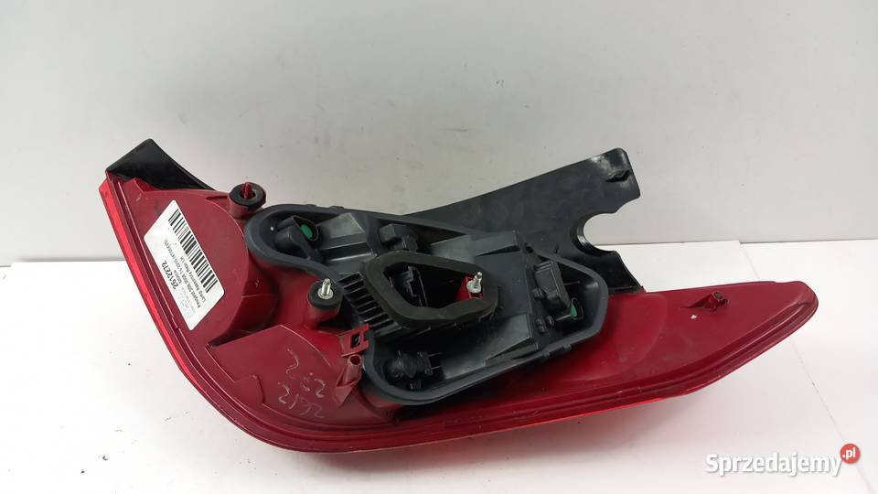 PEUGEOT 308 T7 HB LAMPA TYŁ LEWY Zbierkowo