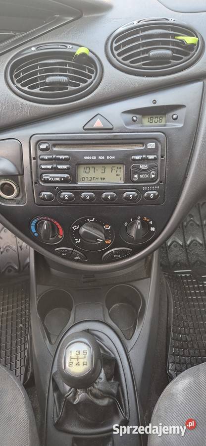 FORD FOCUS LIFT KOMBI 1800 TDDIHAK 4/5 Głogów sprzedam