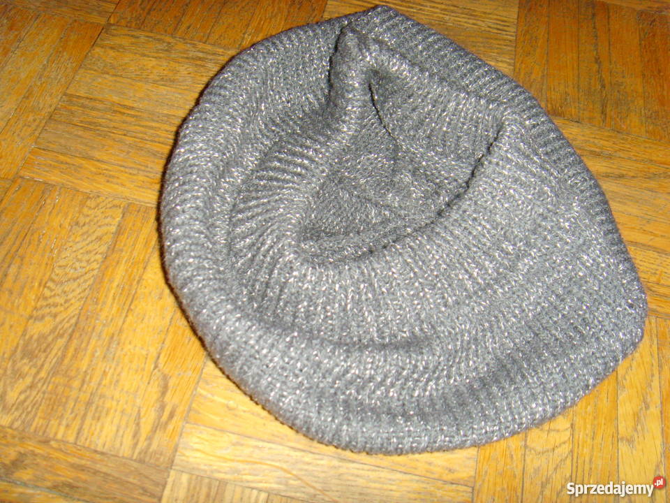 Szary beret CA