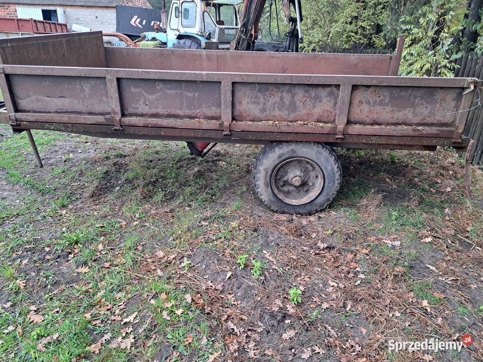 Przyczepa jednoosiowa wywrotka na tył wielkopolskie Gizałki