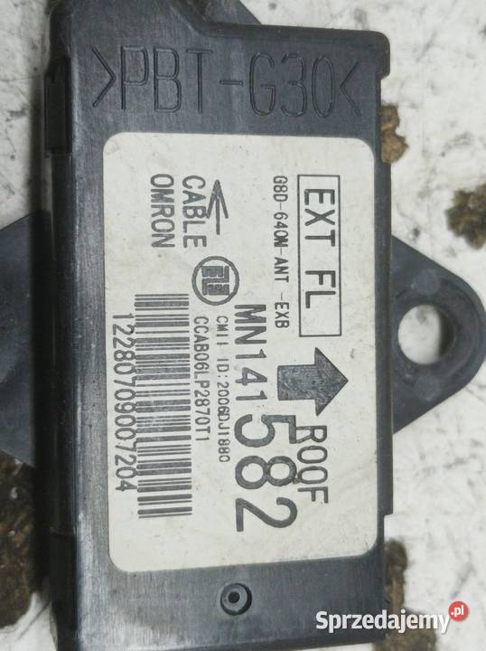 WZMACNIACZ MN141582 MN141583 MN141593 8637A371