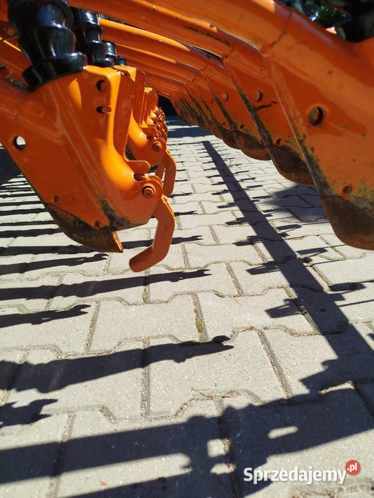 Agregat uprawowo siewny Siewnik Amazone d8