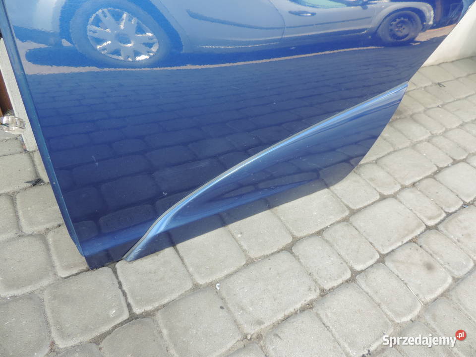 DRZWI LEWY TYŁ TOYOTA YARIS VERSO 1 8M6 małopolskie