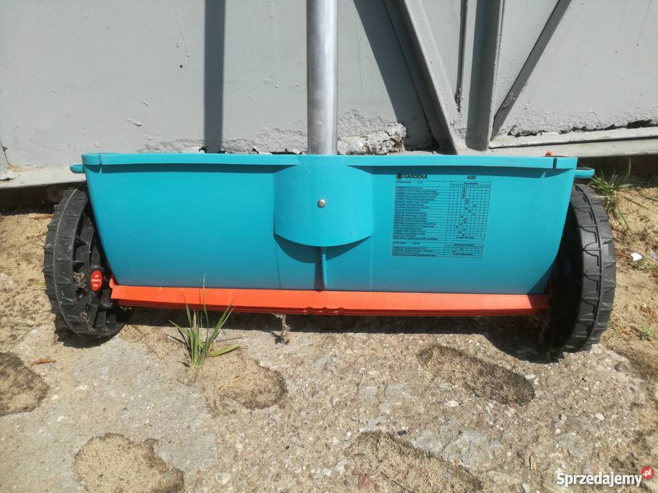 Siewnik do trawy i nawozów Gardena Stargard