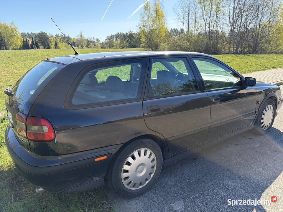 Volvo v40 16 1997 benzyna gniazdo AUX warmińsko-mazurskie Olsztyn