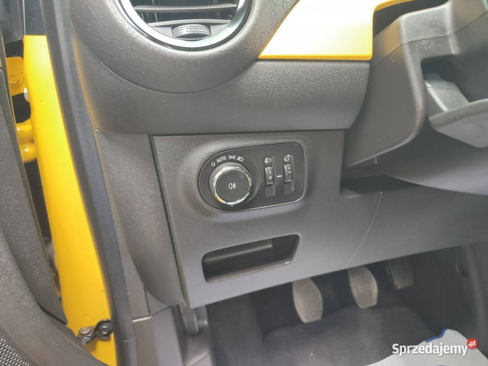 Opel Adam bezwypadkowy bogata Gwarancja Zgierz