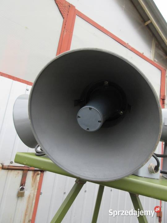 MEGAFON MEGAFONY NA STATYWIE GŁOŚNIK TUBA Wąchock