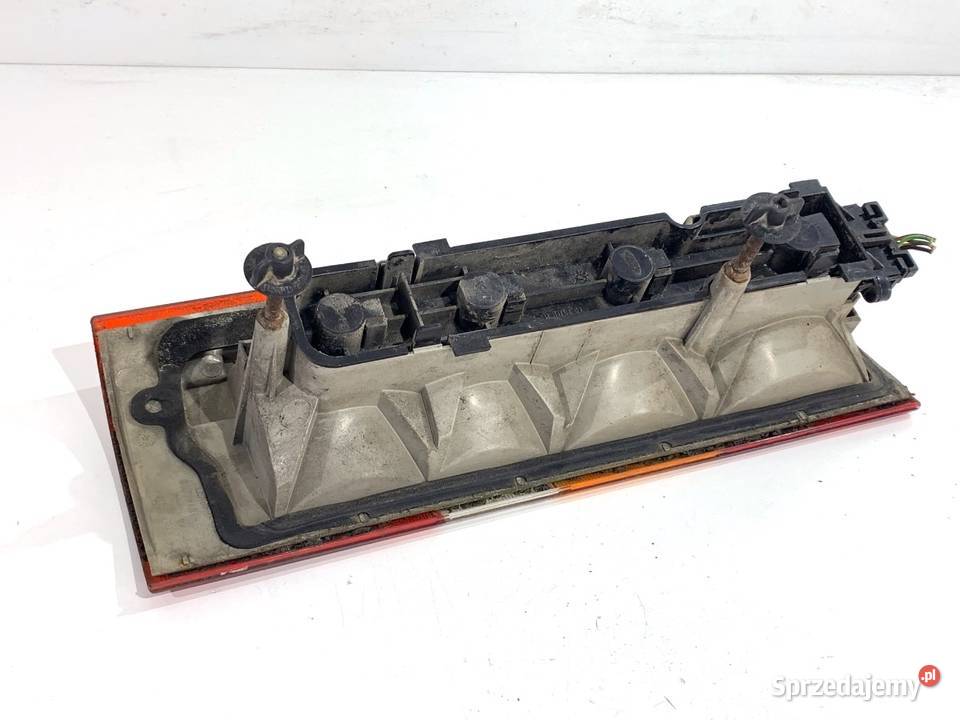 LAMPA PRAWY TYŁ FORD TRANSIT IV YC1X13434A Bus