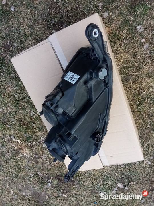 Lampa lewa Skoda Rapid lift Lampy przednie mazowieckie Warka
