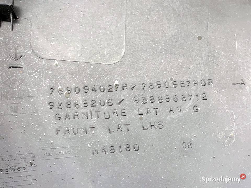 BOCZEK DRZWI LEWY TYŁ RENAULT TRAFIC III sprzedam