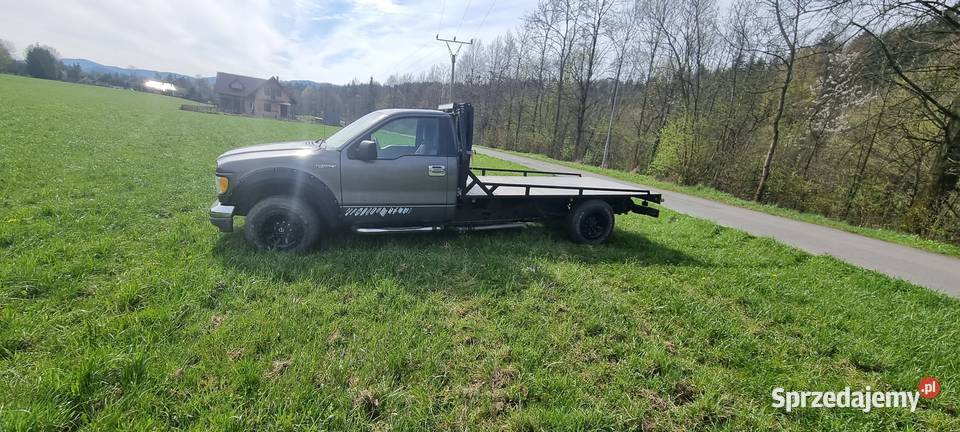 F 150 z silnikiem diesla ośmiocylindrowym 7300 nieuszkodzony Dębowiec