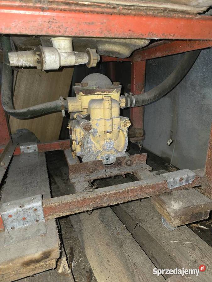 Opryskiwacz sprzedam maszyny rolnicze Zawieszane Wołów