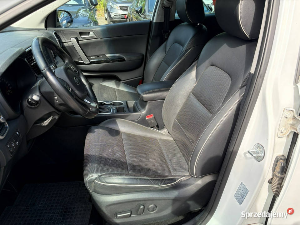Kia Sportage 17 CRDI 141 Kamera Skóry 4 x kurtyny powietrzne Lipówki